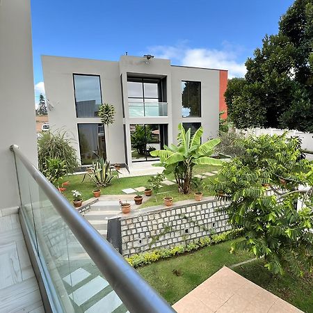 Guest House Nohfy Antananarivo Ngoại thất bức ảnh